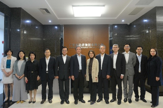 阮苏少湄女士（右六）及中电一行与广东省能源集团代表合影